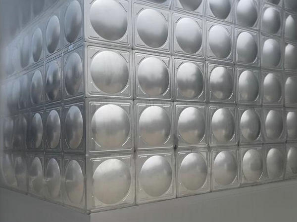 信陽組合式不銹鋼水箱的價格受哪些因素影響？